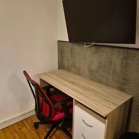 Maison De Avec Terrasse Et Tv Dans Les 4 * Brest