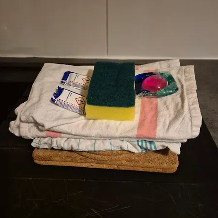 Maison De Avec Terrasse Et Tv Dans Les 4 Brest
