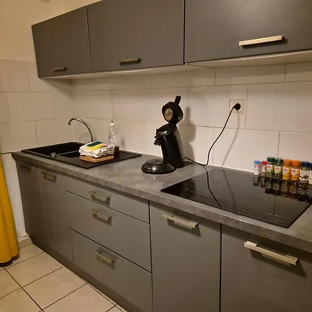 Maison De Avec Terrasse Et Tv Dans Les 4