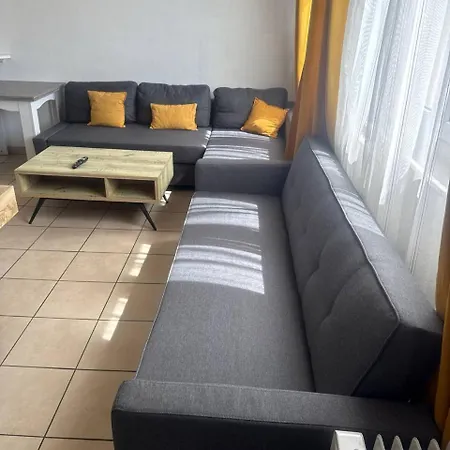 Feriehus Maison De Avec Terrasse Et Tv Dans Les 4 Brest